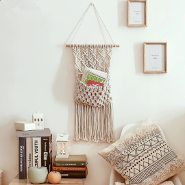 Produktbild: Hand-knotted beige macrame tapestry Grumpy with bag Hand-knotted beige macrame...