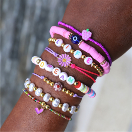 Produktbild: 8er Set Dreamy mit Girly Surfer Armbändern verschiedenen Anhängern 8er Set Dreamy mit Girly Surfer Armbändern verschiedenen Anhängern