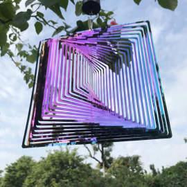 Produktbild: Large rainbow colored square wind spinner Large rainbow colored square wind spinner