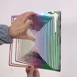 Produktbild: Large rainbow colored square wind spinner Large rainbow colored square wind spinner
